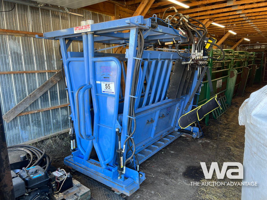CATTLELAC HYDRAULIC SQUEEZE CHUTE