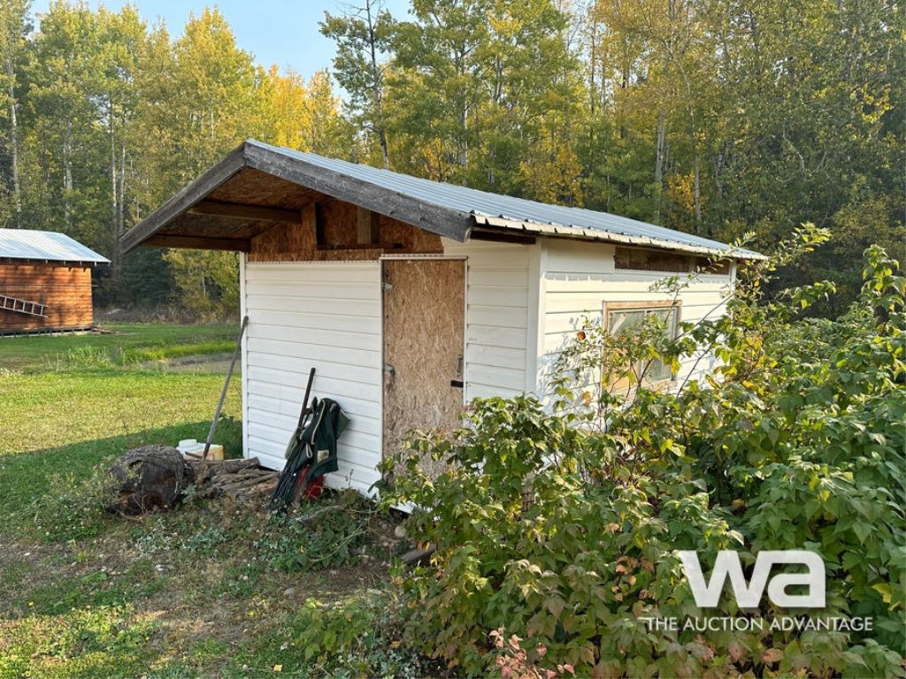 10 X 12 FT. CHICKEN COOP