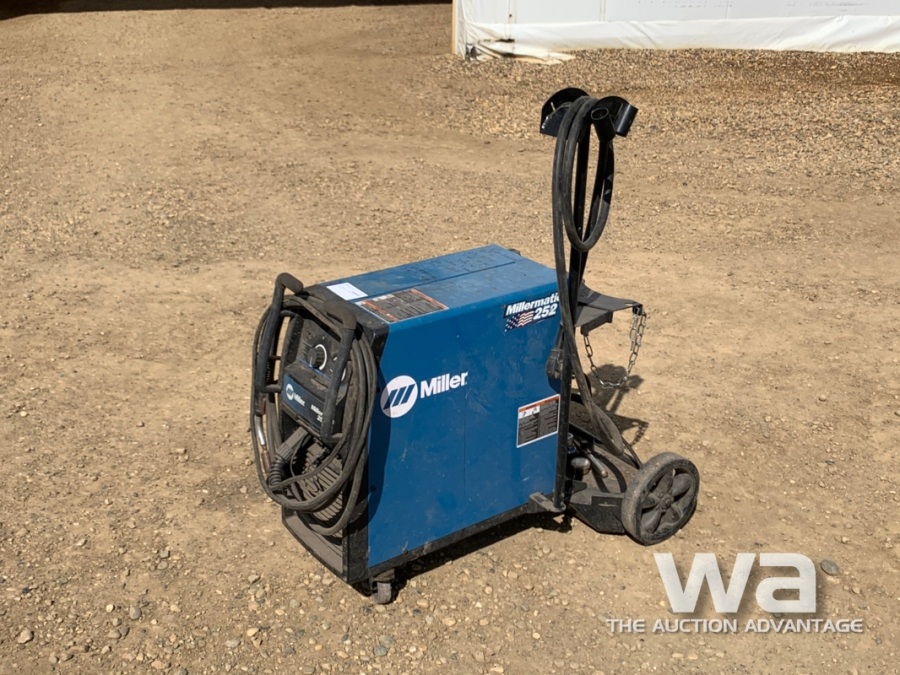 CENTURY 160 AMP WIRE FEED WELDER