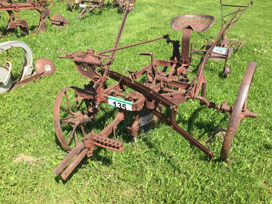 HORSE DRAWN SULKY PLOW