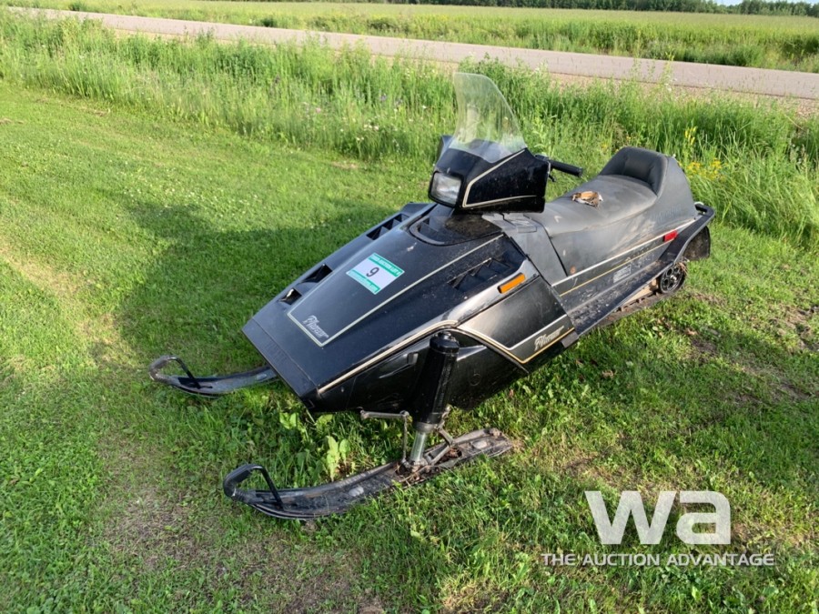 1988 YAMAHA PHAZER SNOWMOBILE
