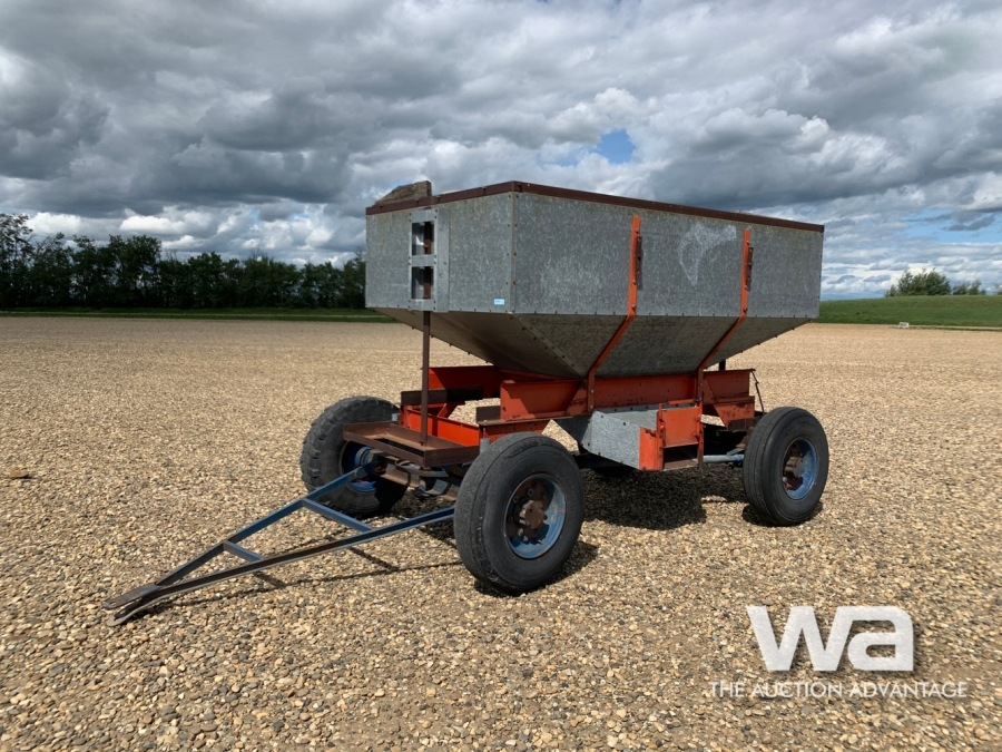 HORSE DRAWN BALE UNROLLER