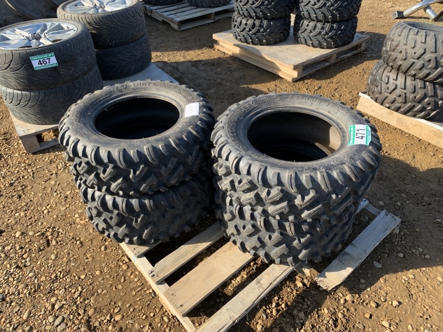 (4) DIRT COMMANDER 27X1114/27X914 ATV TIRES
