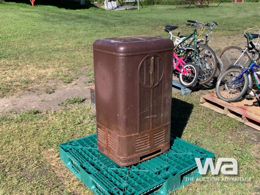 COLEMAN OIL HEATER