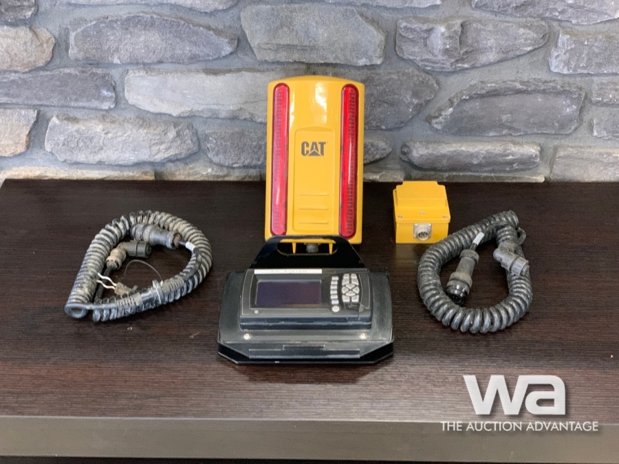 TRIMBLE CB450 2D CONTROL GRADING SYSTEM