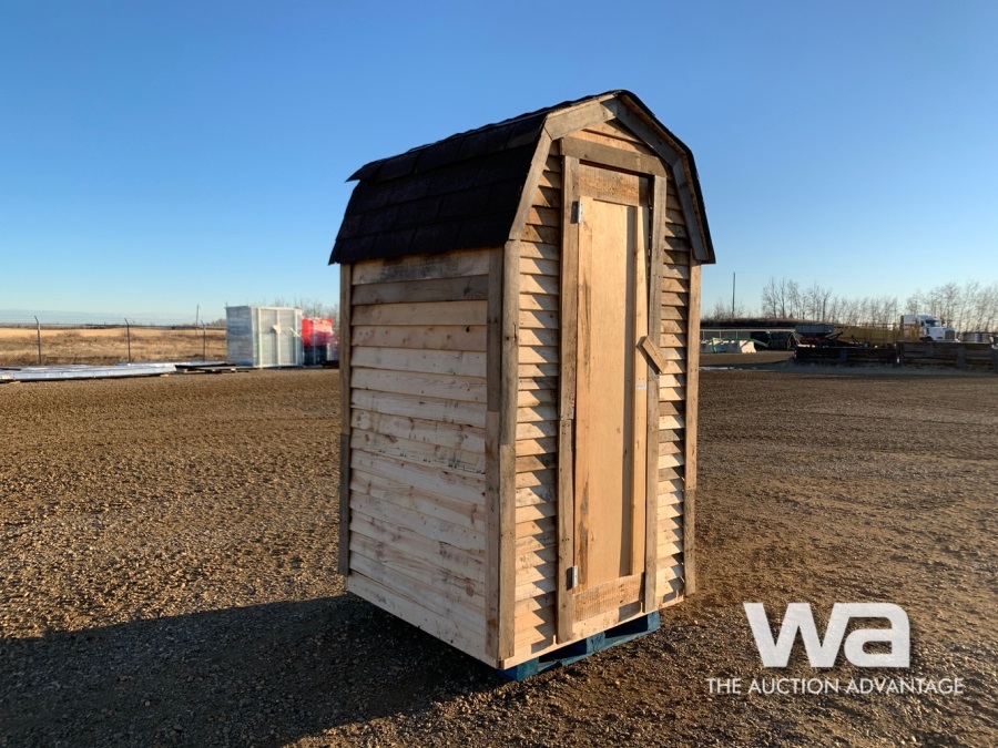 WOOD CUSTOM OUTHOUSE