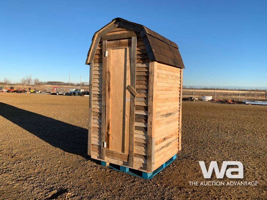 WOOD CUSTOM OUTHOUSE