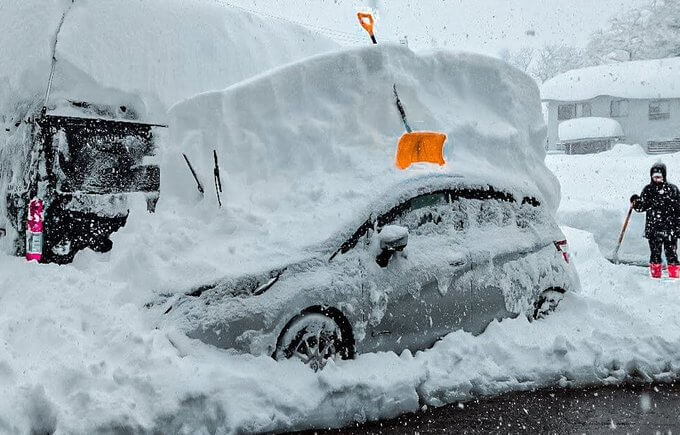 Starke Schneefälle In Japan