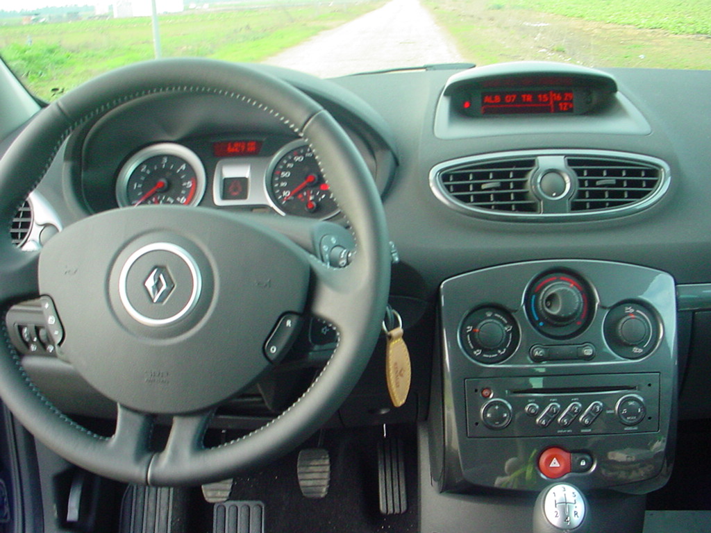 Clio 3.1 Exception 1.5L dCi 86Cv de Paolocabri ("le iene" en Italie)
