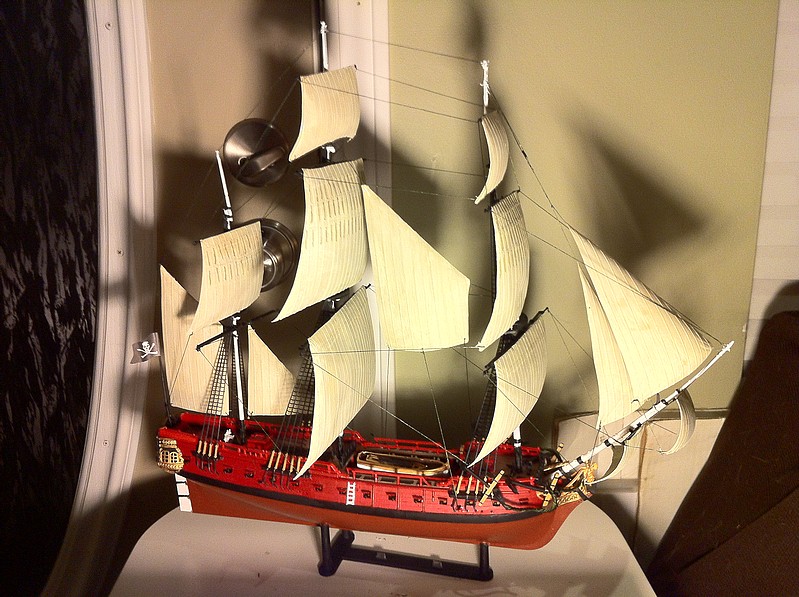 Gallery Pictures Lindberg Jolly Roger Pirate Boat Plastic Model Sailing