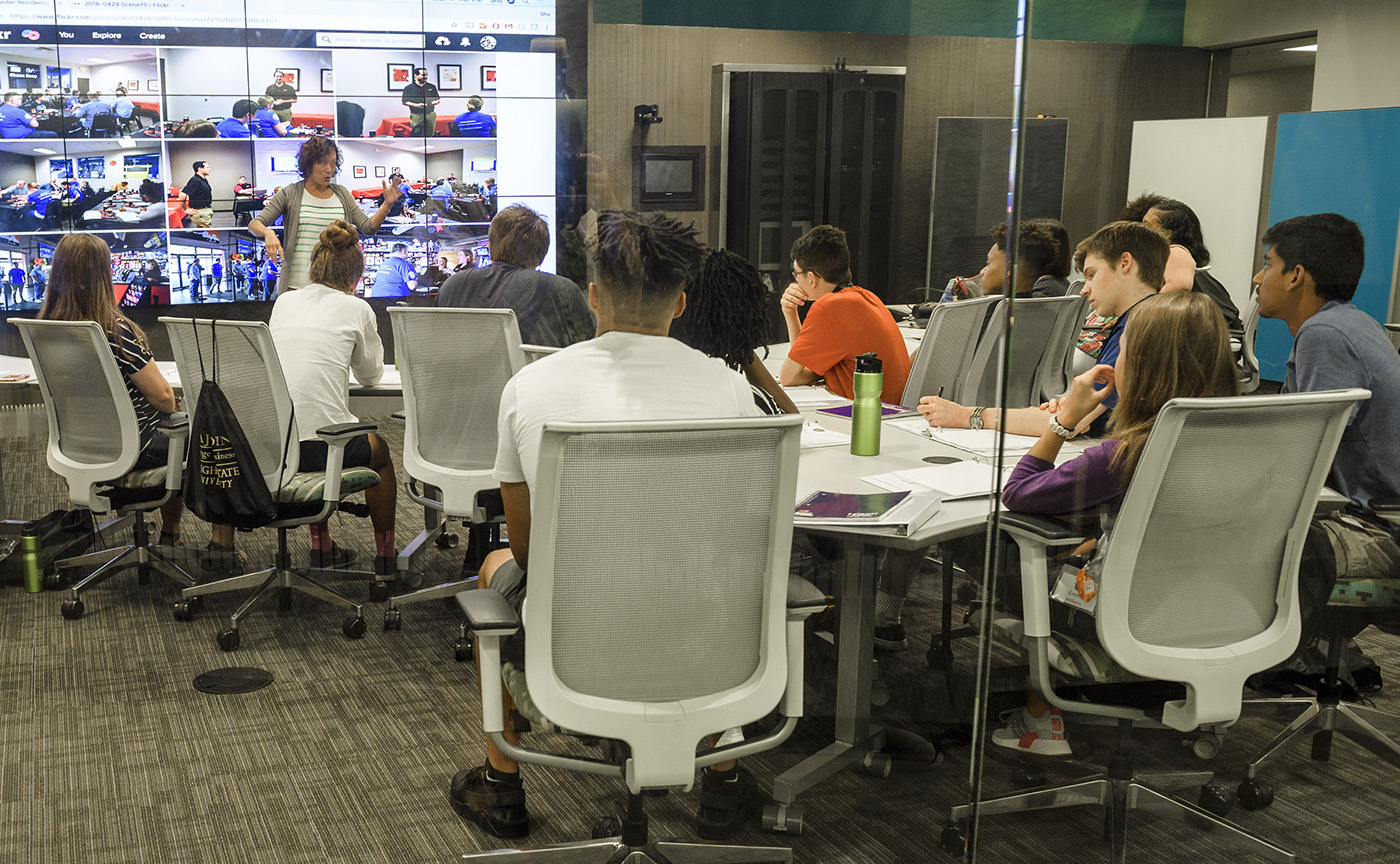 Wright State Newsroom AT&T presents check to Wright State’s