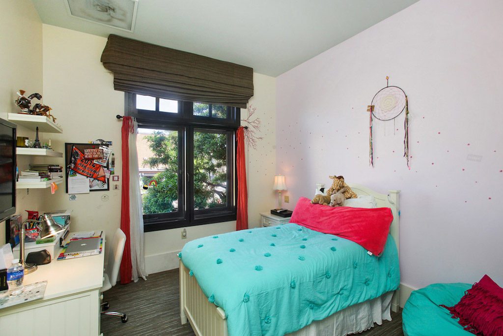 Luxury listing of the day Russian Hill condo with view of San