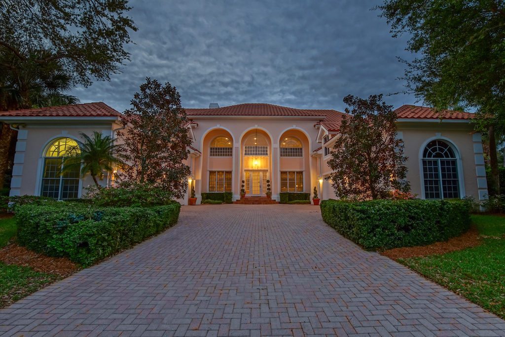 Luxury listing of the day Stunning 6bedroom in Loblolly Pines