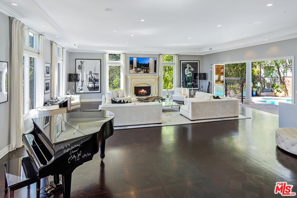 A Look At The Homes Of The Real Housewives Of Beverly Hills Inman