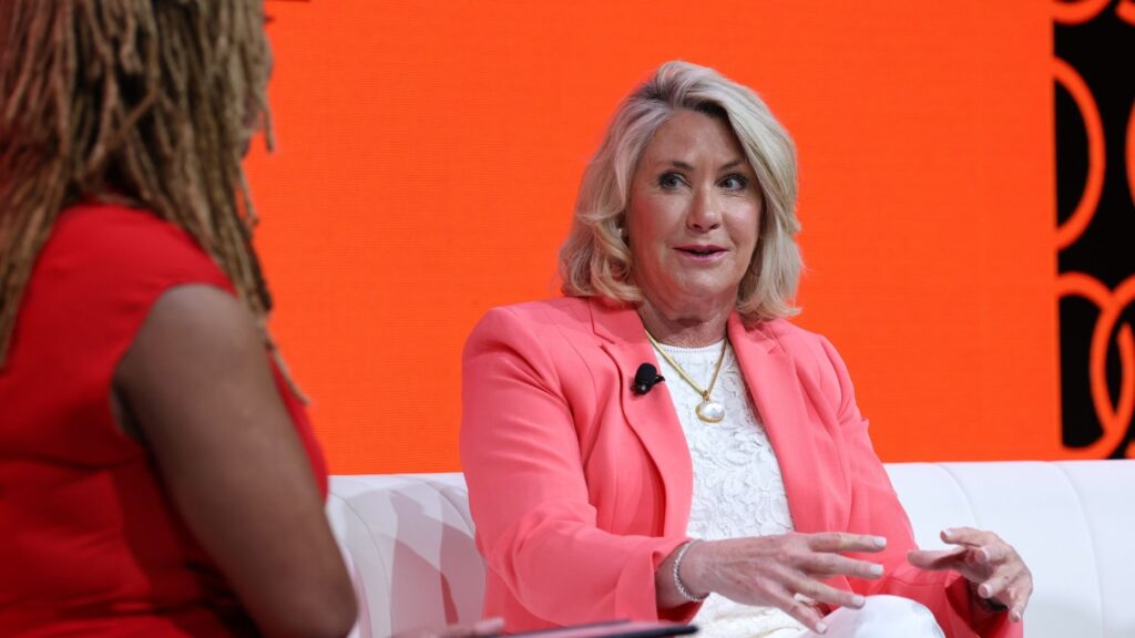 Industry Leaders Say Teams Will Continue To Be A Force In Brokerages(04)