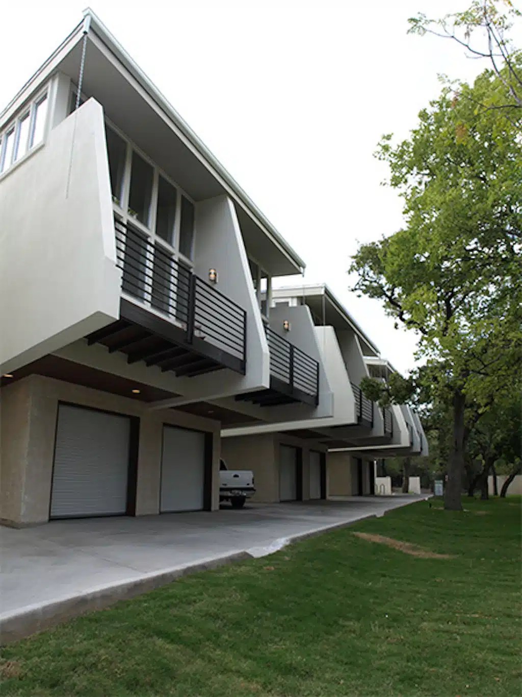 Norwalk Condos ber Studio