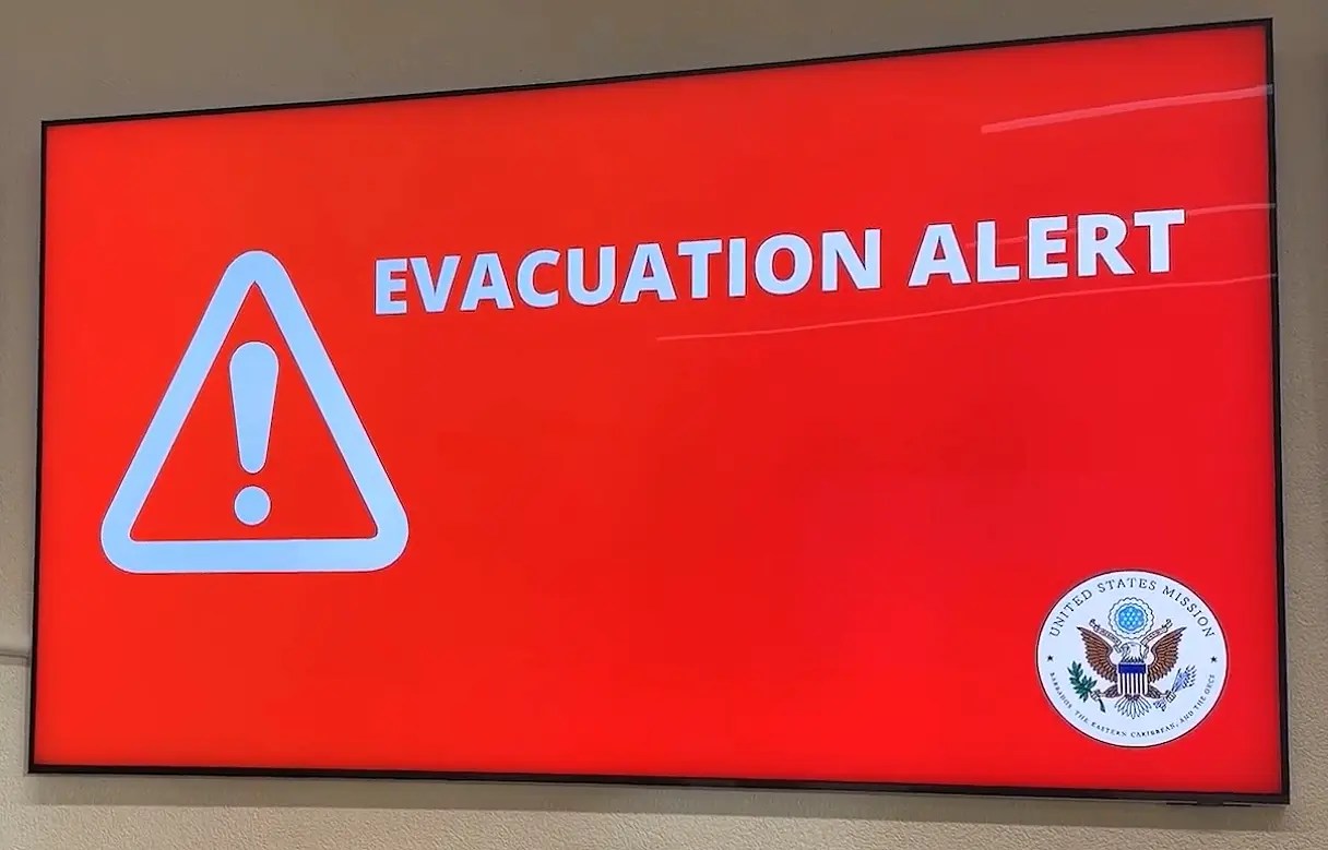 Automate Alert Evacuation Messaging Across Your Screens Navori