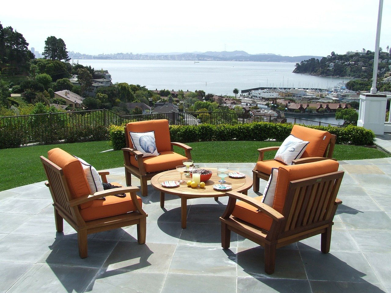 Make Your Outdoor Space Beautiful With The Chic Teak Furniture Ditto