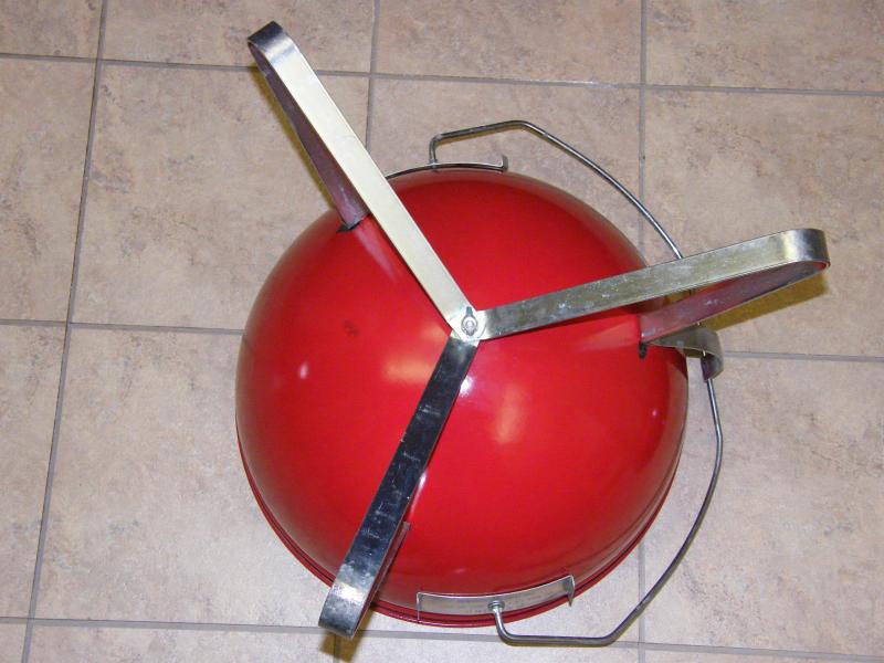 1998 er Jumbo Joe Red er Kettle Club