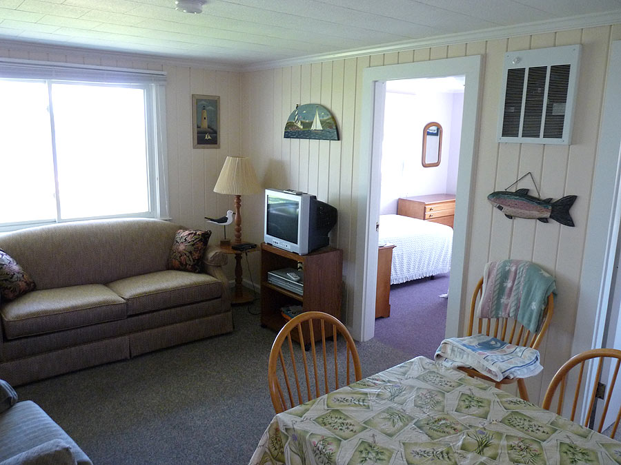 2 Bedroom Cottage 4 By The Sea