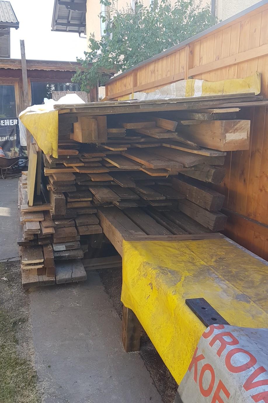 Bauholz kanthölzer Balken Bretter Garage dac in 6300 Wörgl für € 490,00