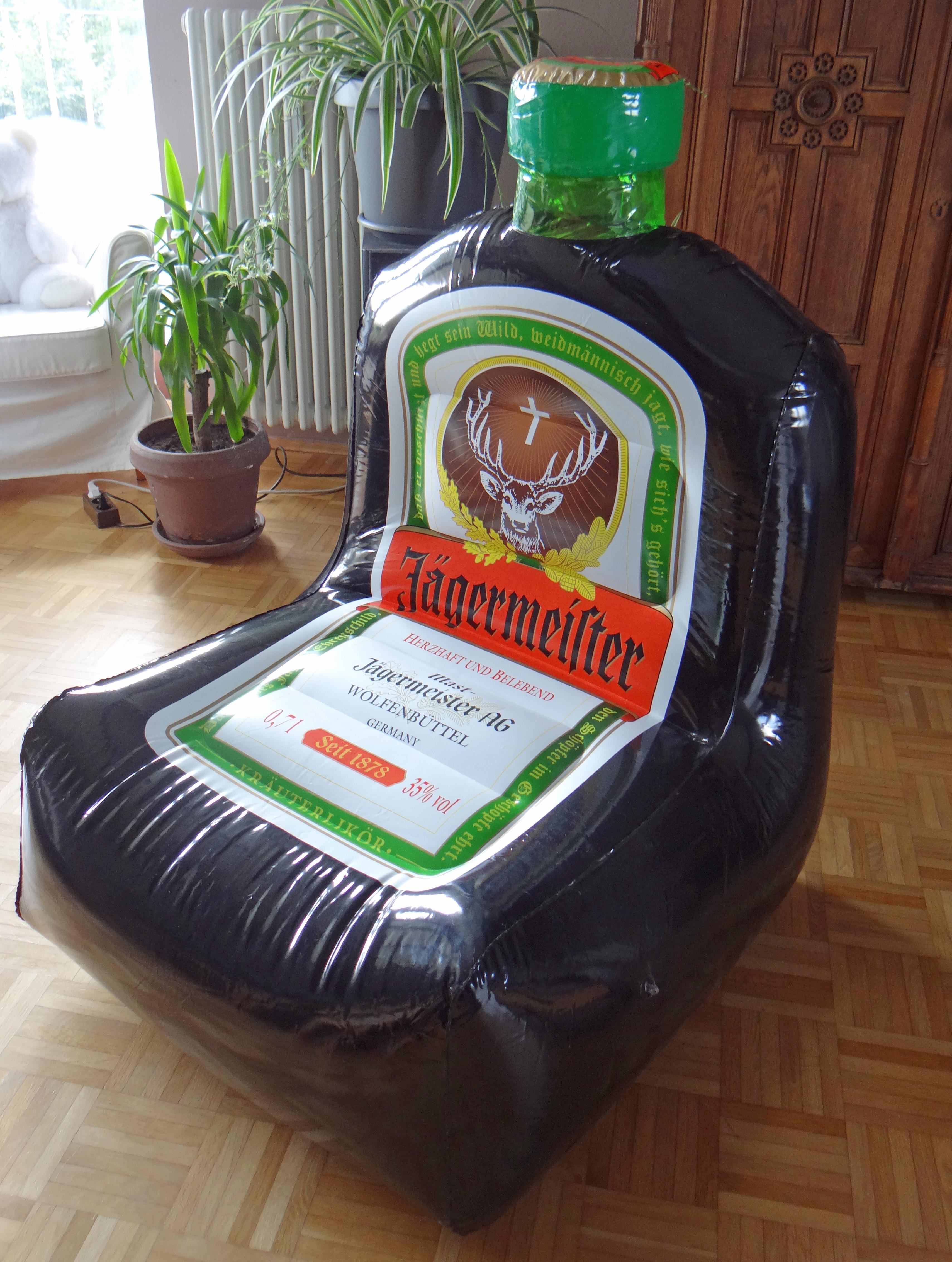 Jägermeister •Sessel aufblasbar •Luftmatratze in 94036 Passau für 55,00