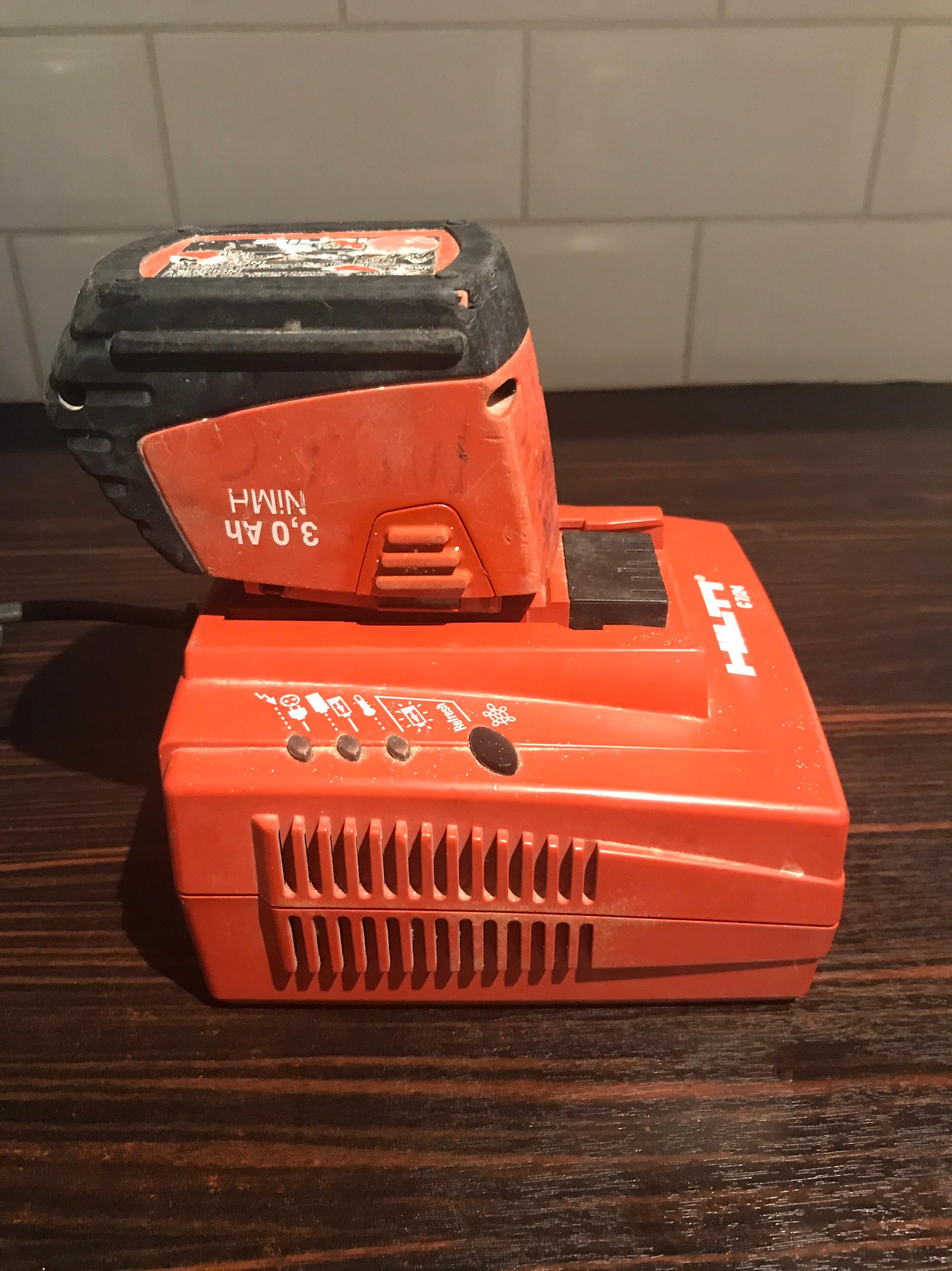 Hilti battery & charger in M30 Eccles for £40.00 for sale Shpock