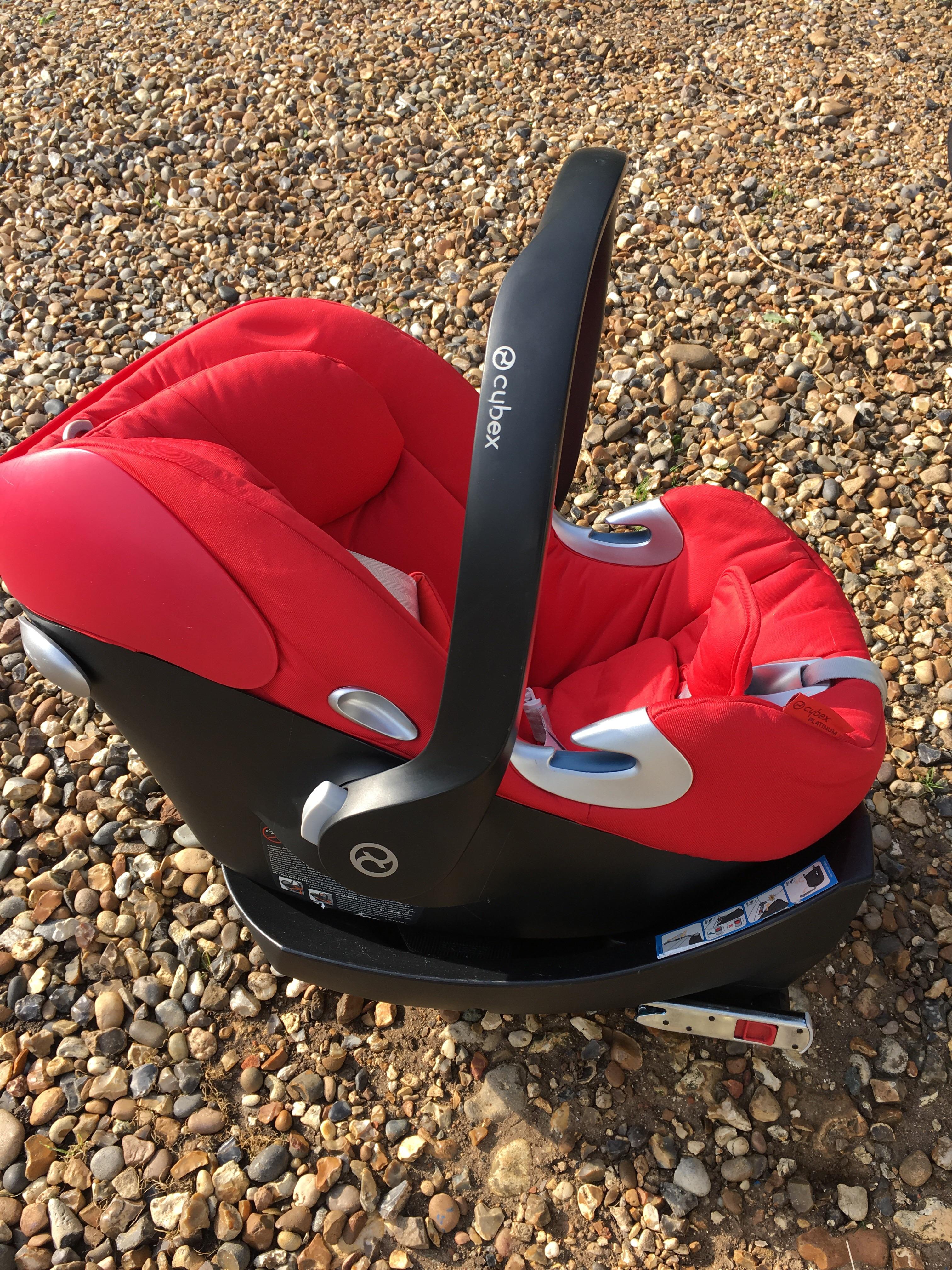 Cybex aton q with isofix Base car seat in WD18 Watford for £70.00 for