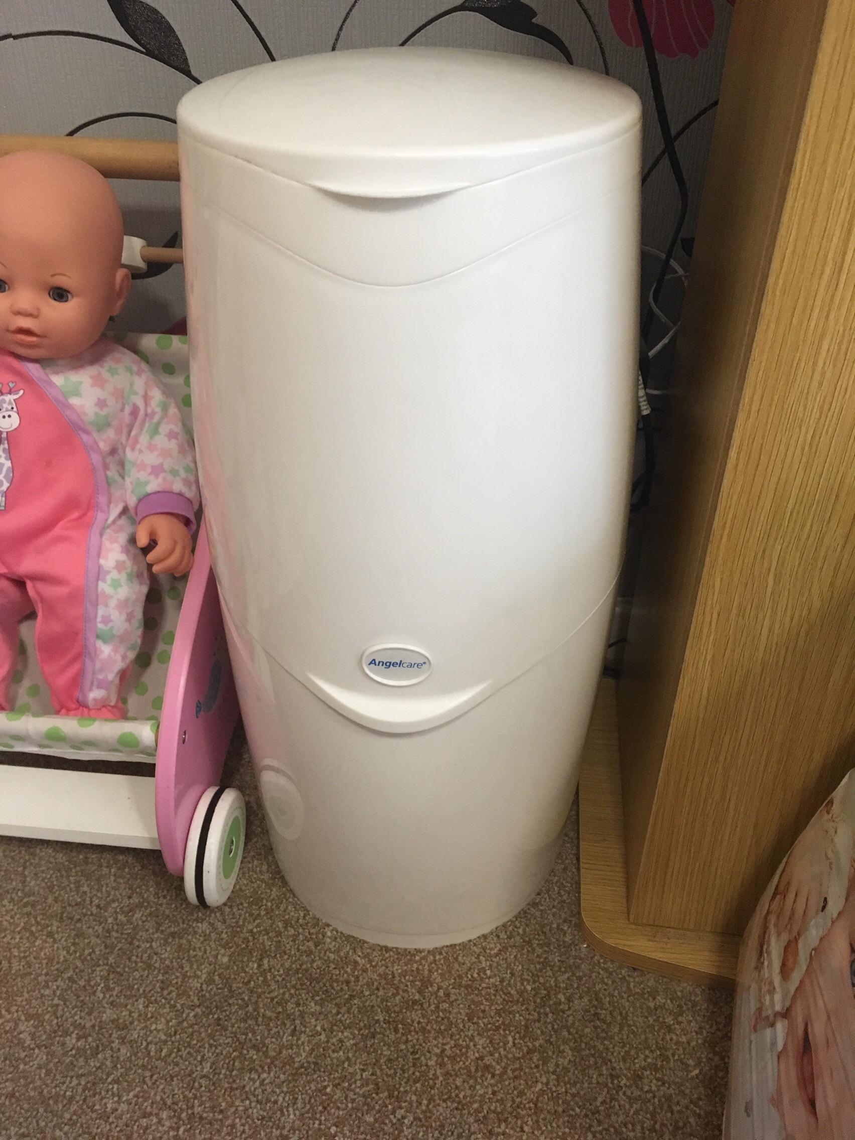 Angelcare nappy bins in SE18 London for £3.00 for sale Shpock