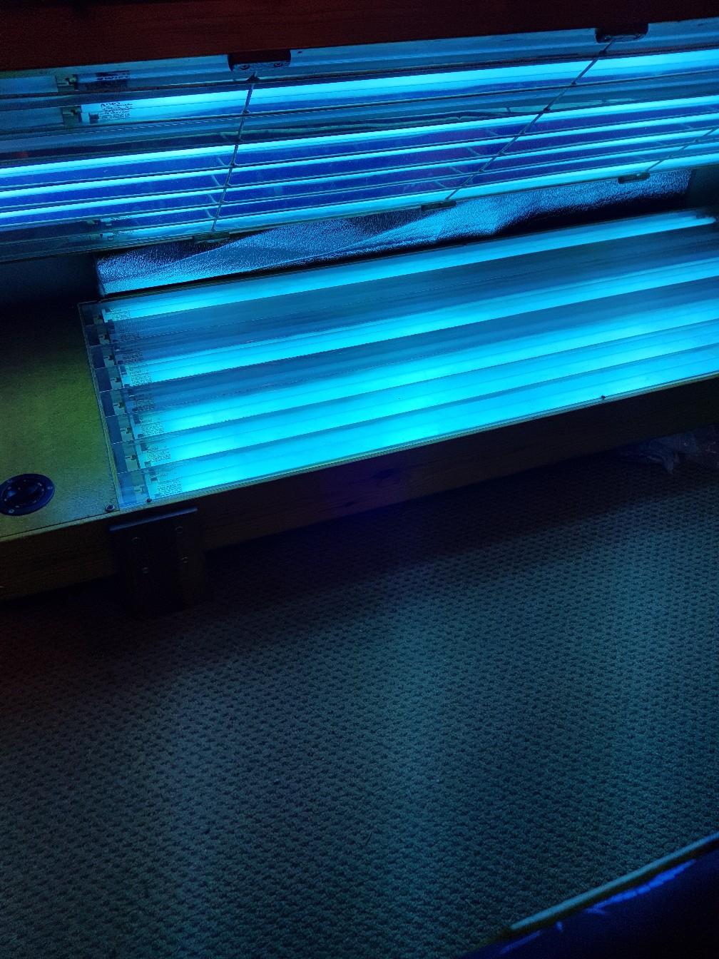 16 tubefast tanning double pine sunbed in HG2 Harrogate for £80.00