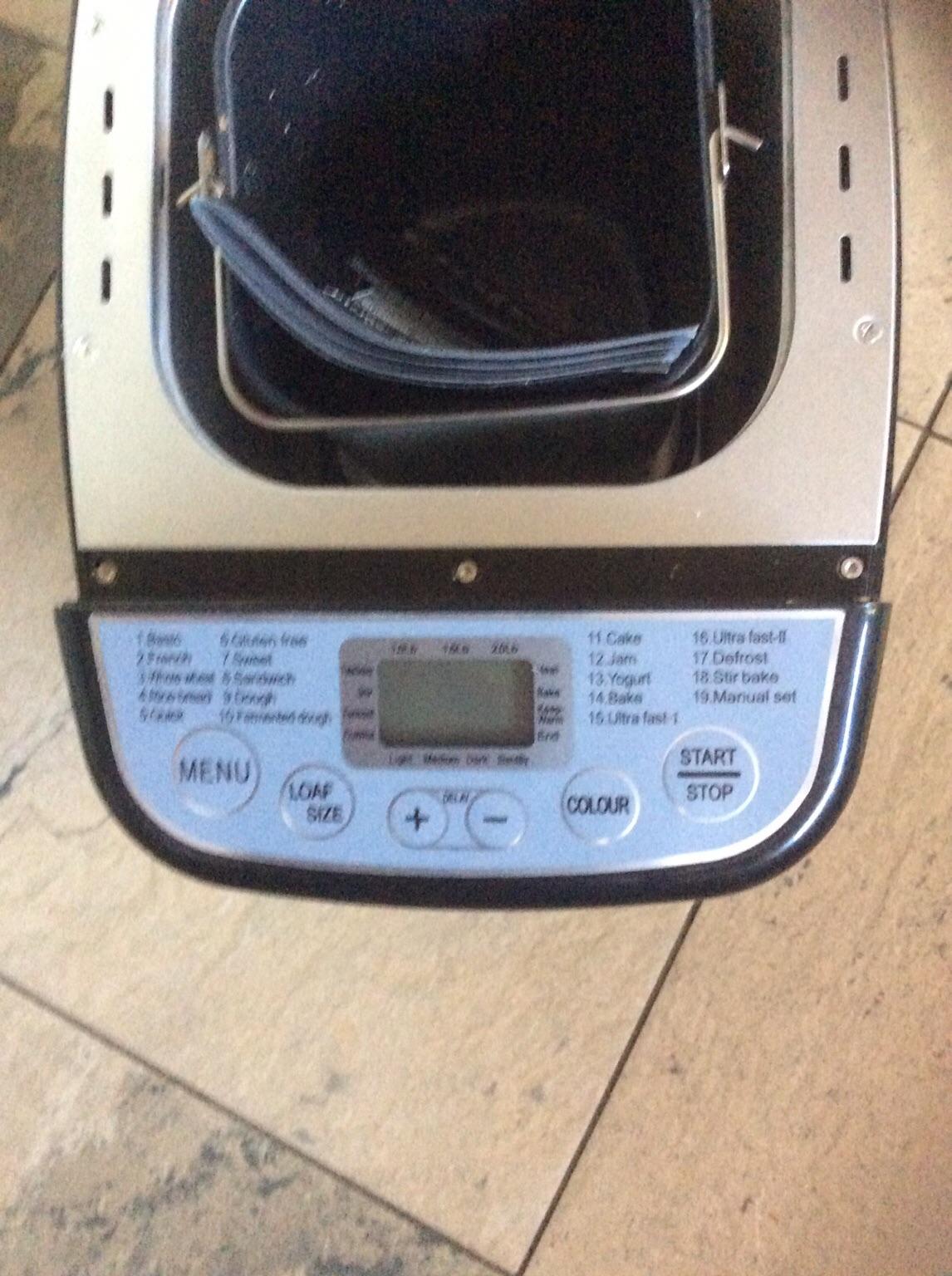 crofton Professional Bread Maker. in LE9 Bosworth for £18.00 for sale