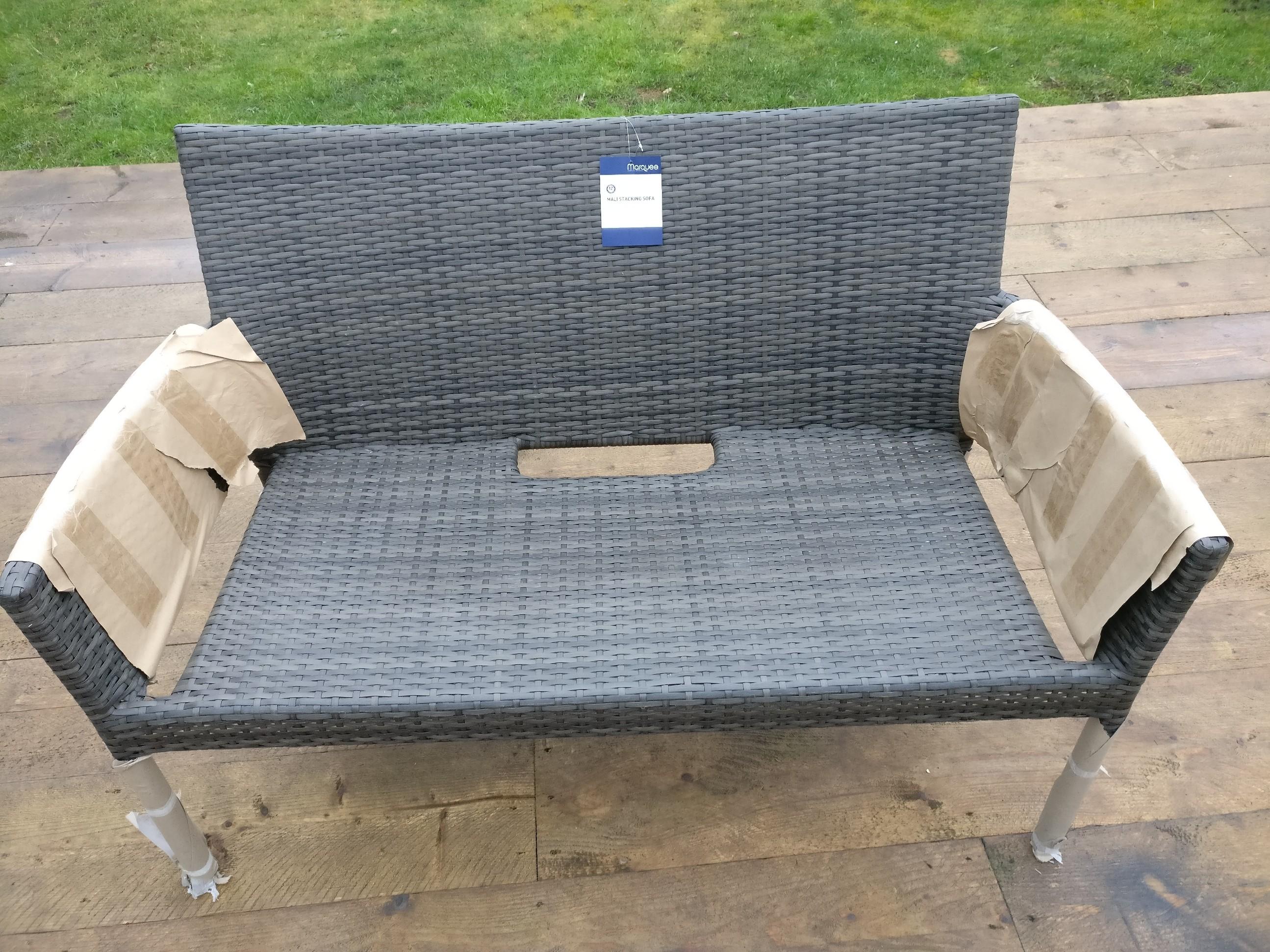 Mali Rattan 4 seater garden furniture set in DY9 Bromsgrove for Â£150.00
