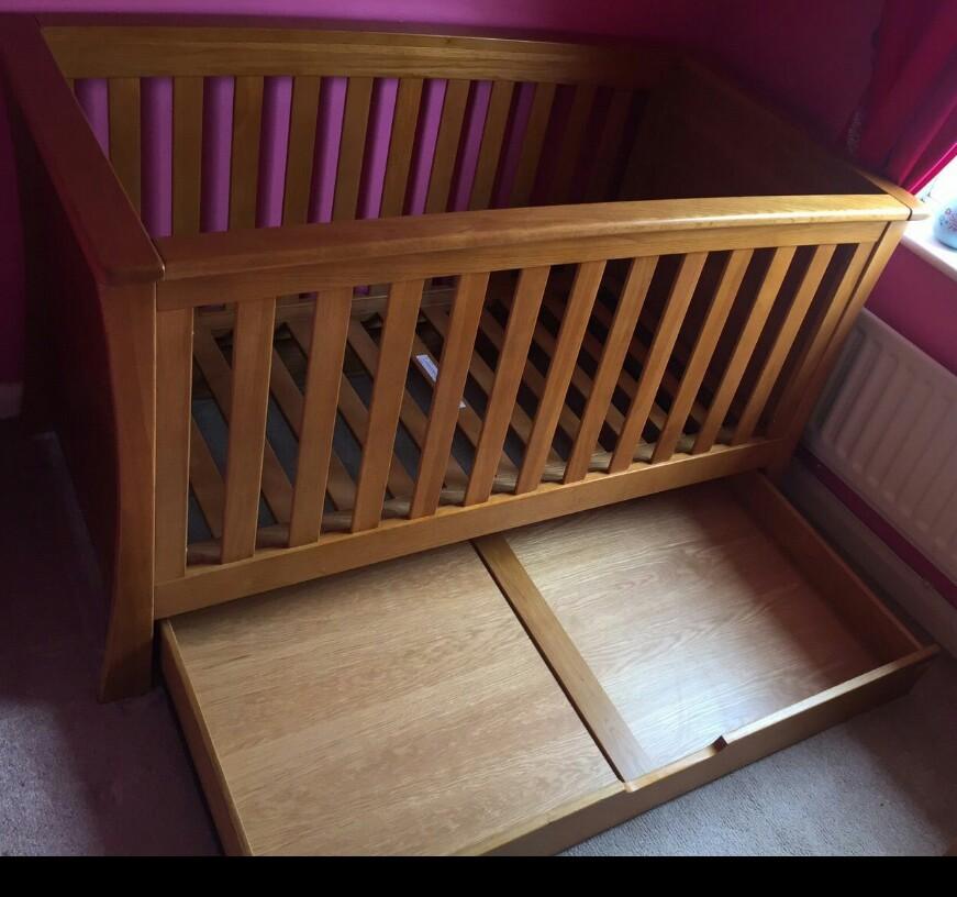 Mamas and Papas Ocean Cot/ Toddler bed 💖 in WF17 Kirklees for £120.00