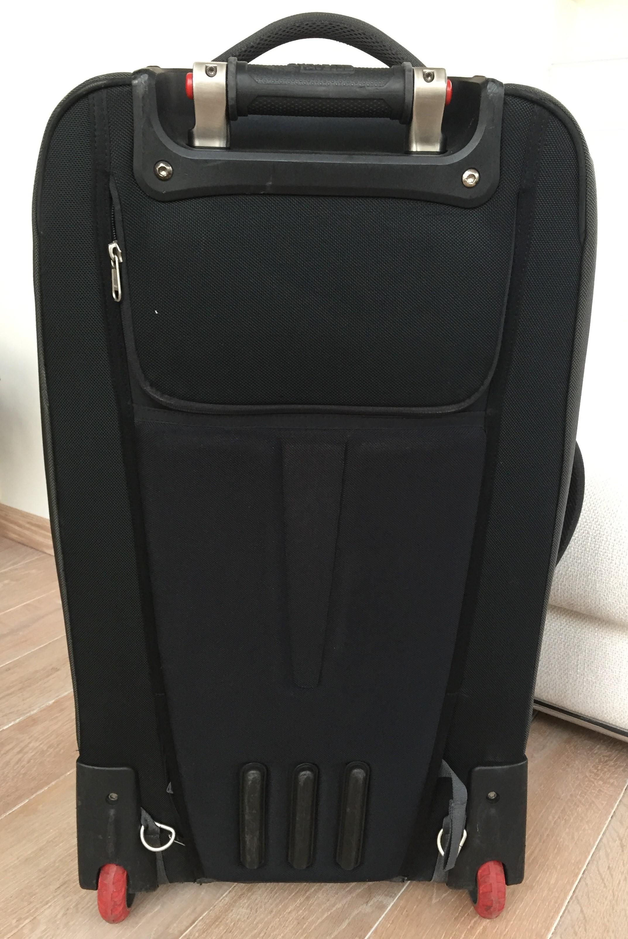 NORTH FACE Koffer DOUBLETRACK 28 ROLLKOFFER in 81545 München für € 129