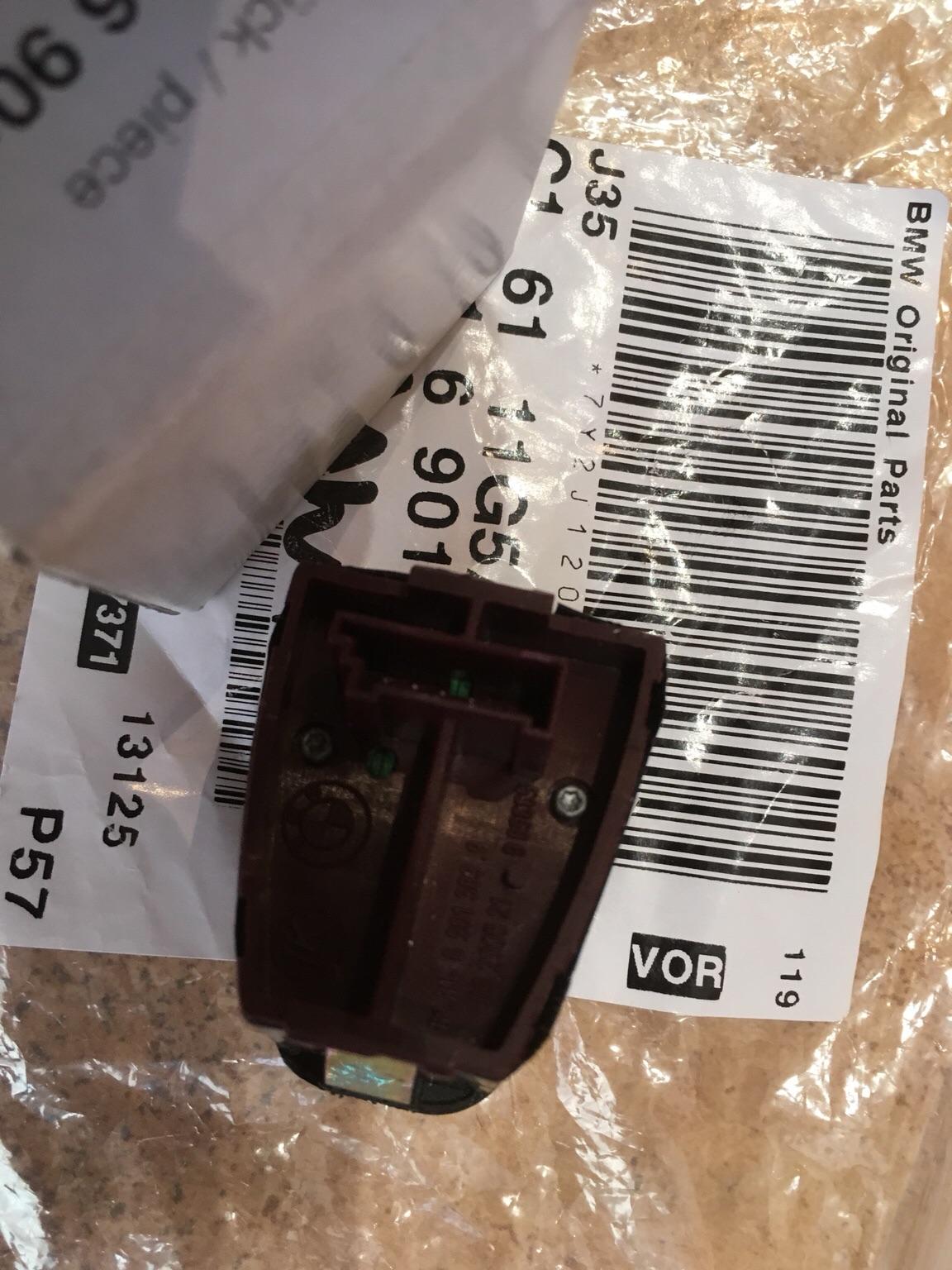 BMW E46 Power Fold Mirror Switch Purple Base in B62 Dudley für 40,00