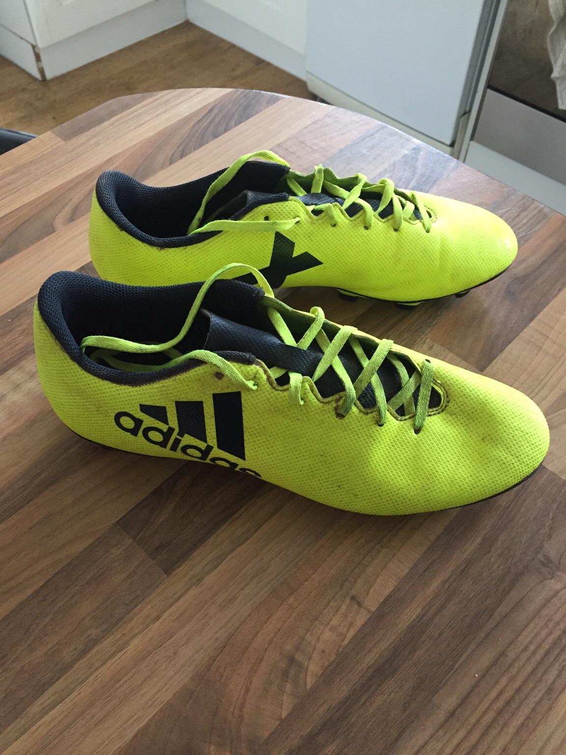 Football Boots in B77 Tamworth für 5,00 £ zum Verkauf Shpock DE