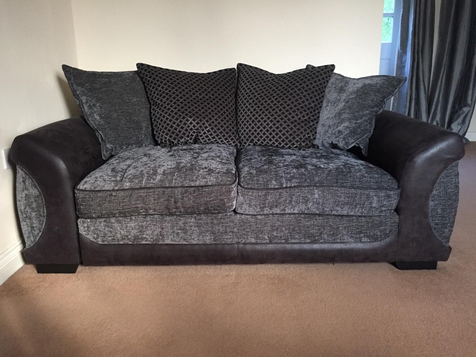Sofas in S65 Rotherham für 200,00 £ zum Verkauf Shpock DE