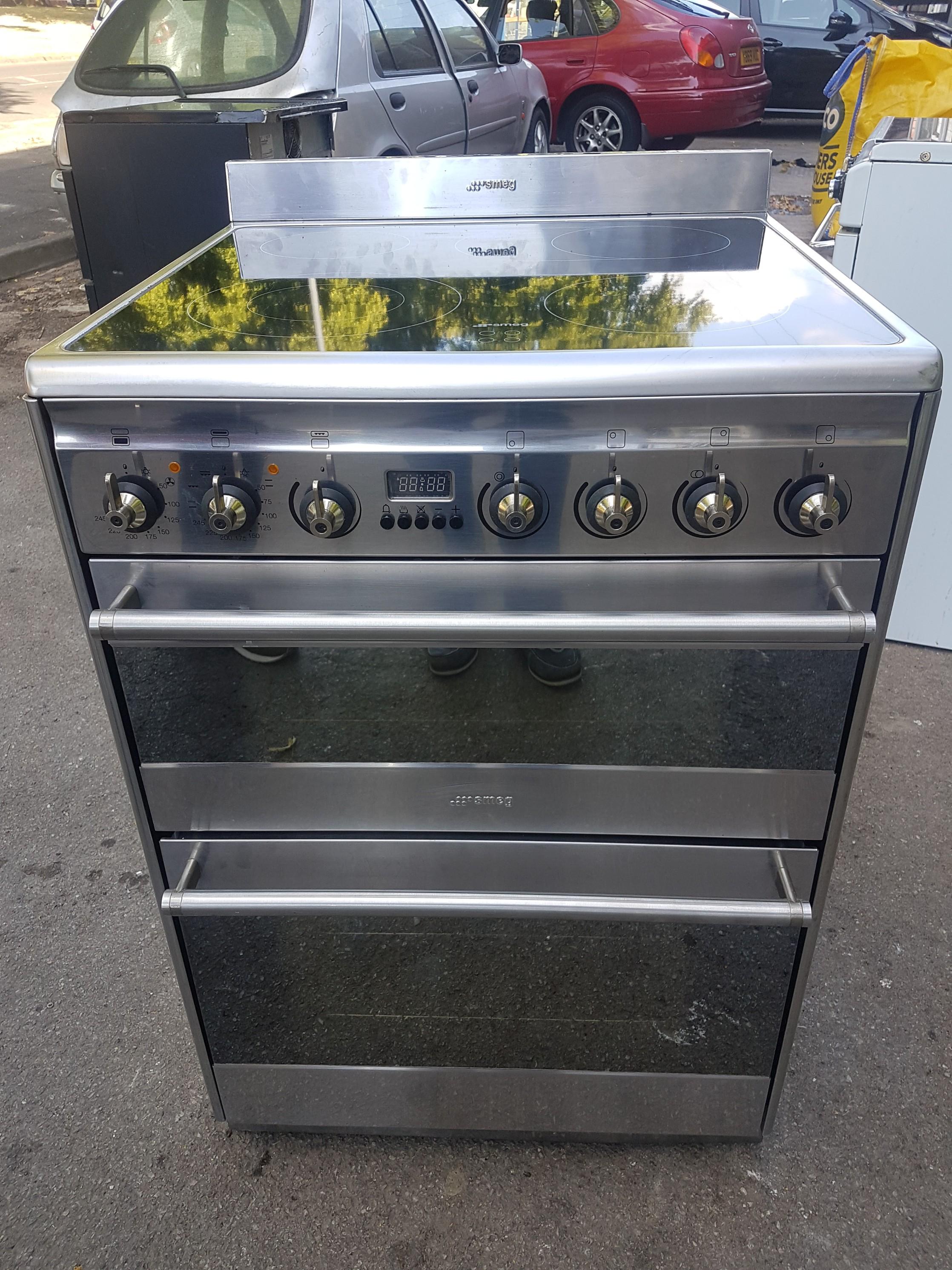 SMEG SPA 42016 60cm CERAMIC ELECTRIC COOKER ( in B27 Birmingham for £