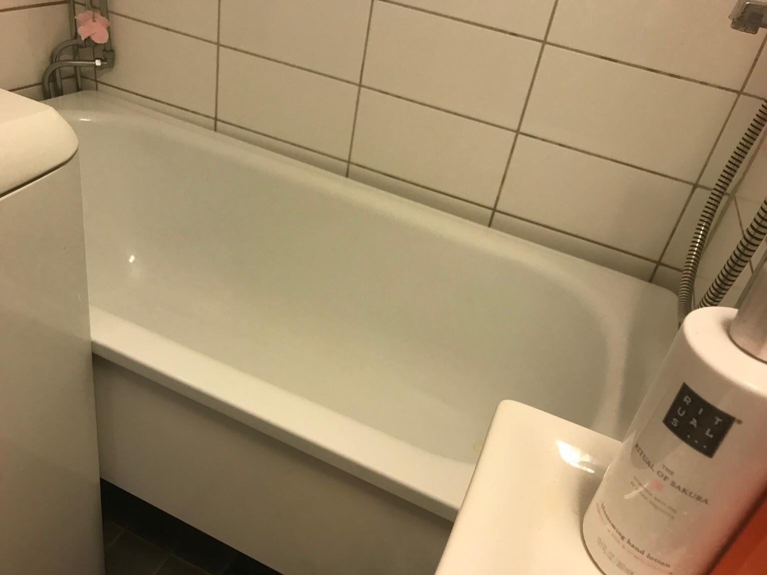 emaljfärg till badkar Gratis Badkar In 17145 Solna For Free For Sale | Shpock
