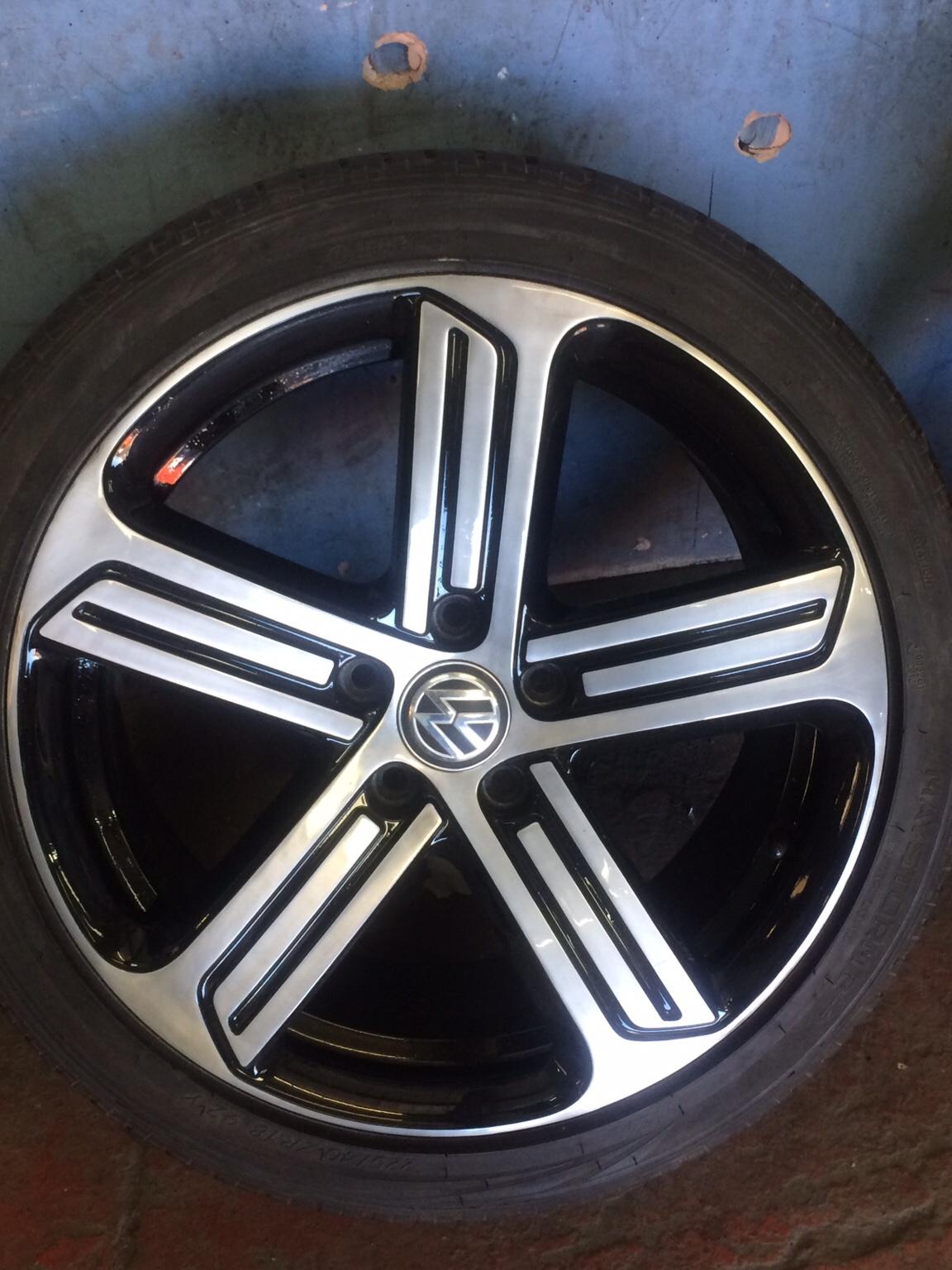 Genuine VW Golf R Alloy Wheel in OL12 Rochdale for £200.00 for sale