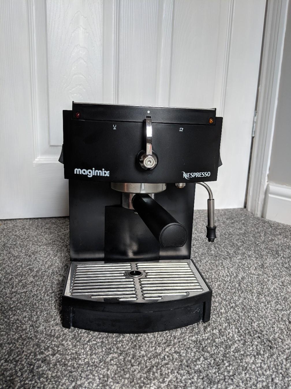 Nespresso Magimix M150 Coffee Machine in M18 Manchester für 20,00 £ zum