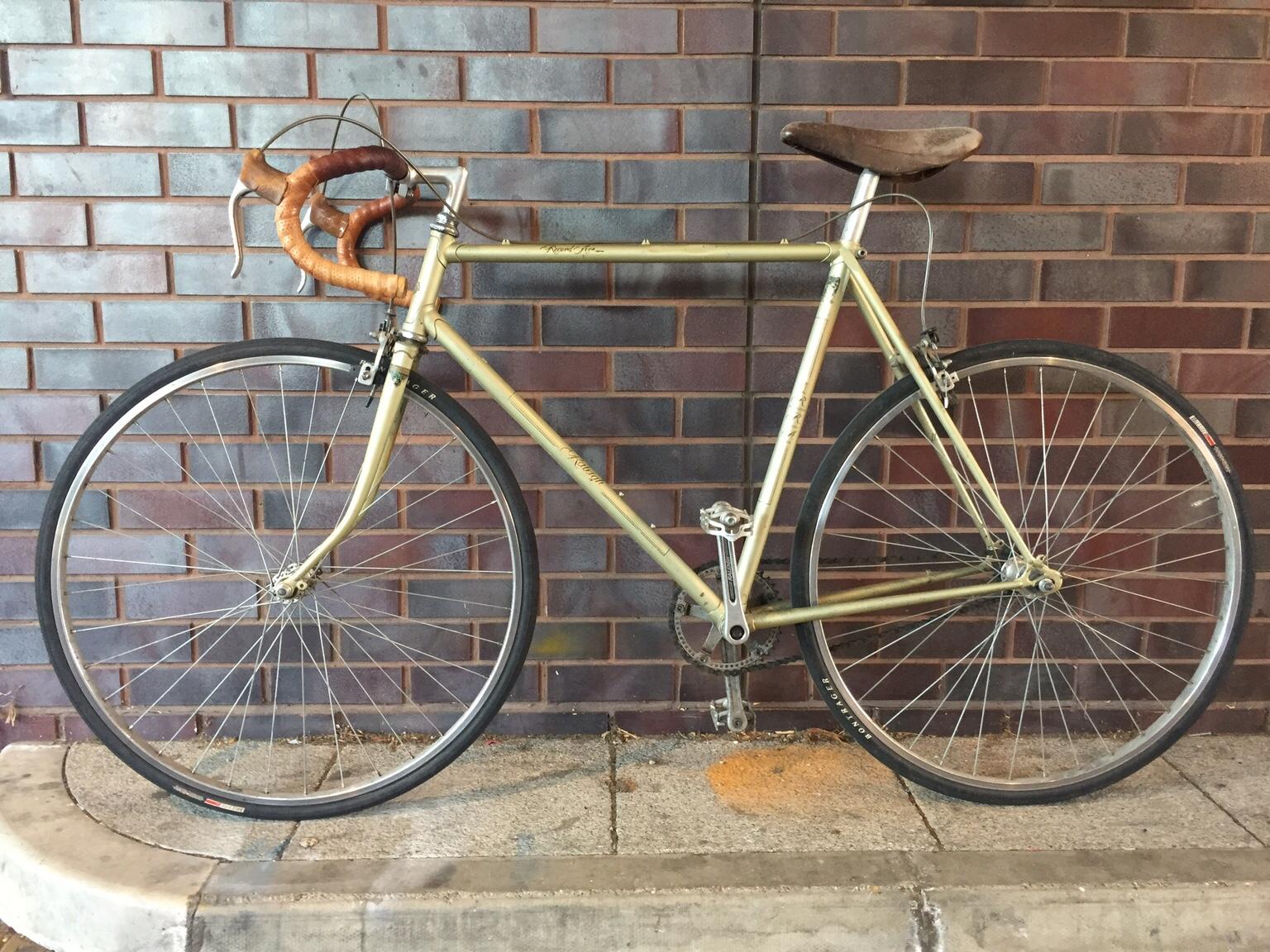 Vintage Raleigh ‘Record Ace’ road bike in E8 London for £120.00 for