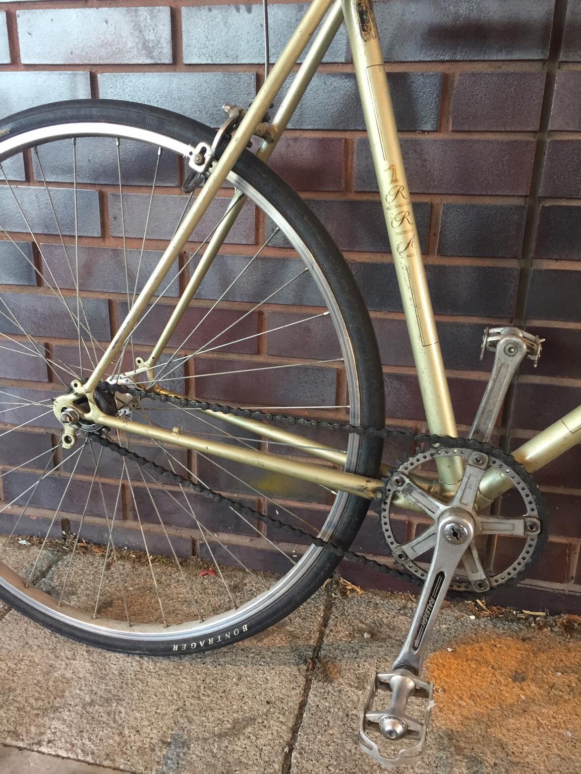 Vintage Raleigh ‘Record Ace’ road bike in E8 London for £120.00 for