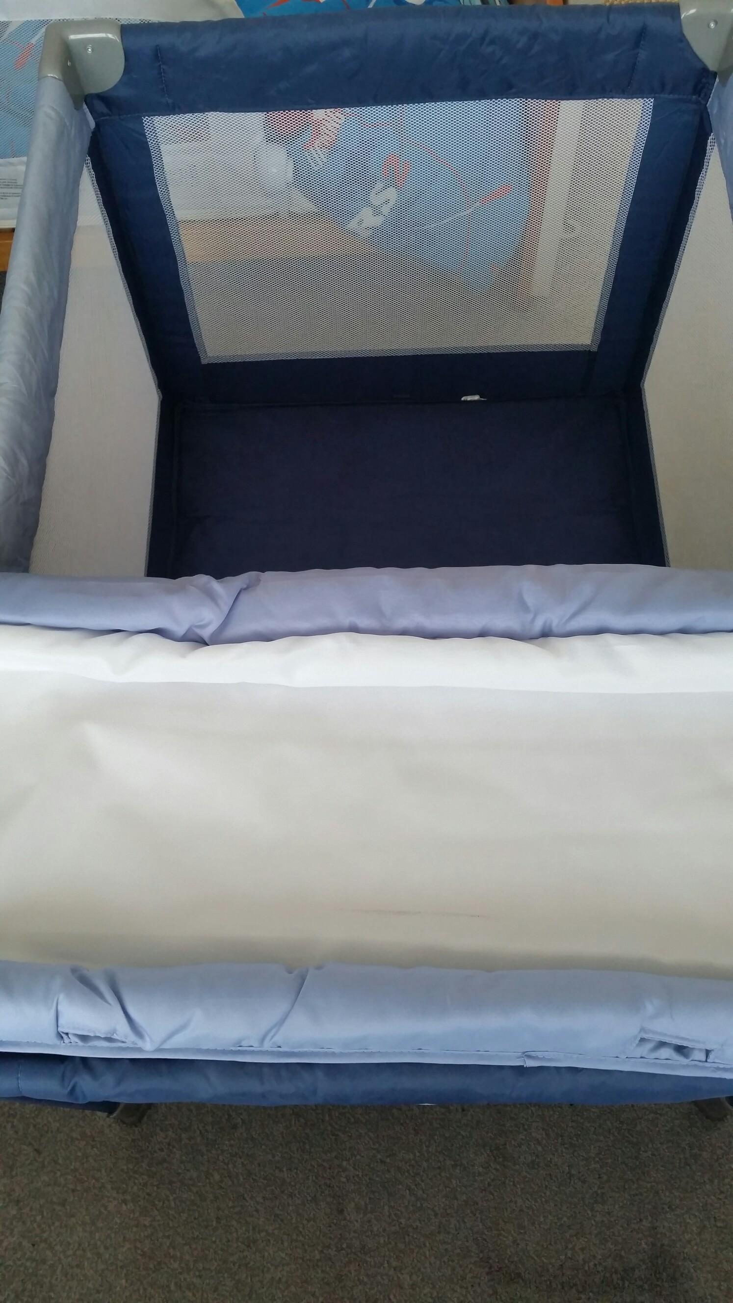 Blue travel cot in B31 Birmingham für 7,00 £ zum Verkauf Shpock DE