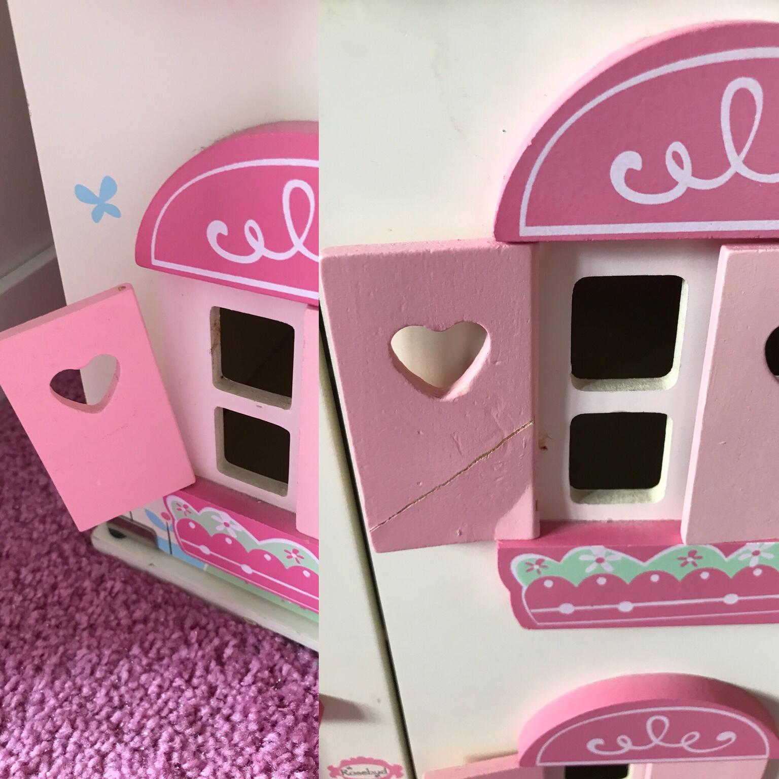 ELC rosebud cottage dolls house and furniture in LE12 Charnwood für £