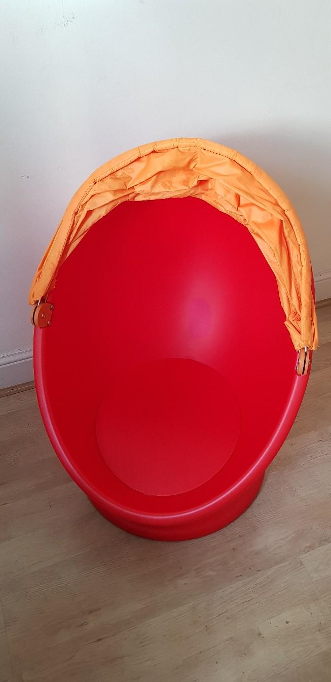 IKEA Kids Swivel Egg Chair in IG11 Redbridge for £30.00 for sale Shpock