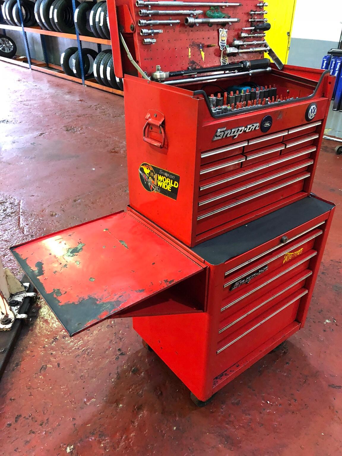 Snap on top tool box and roll in TN38 Hastings for £450.00 for