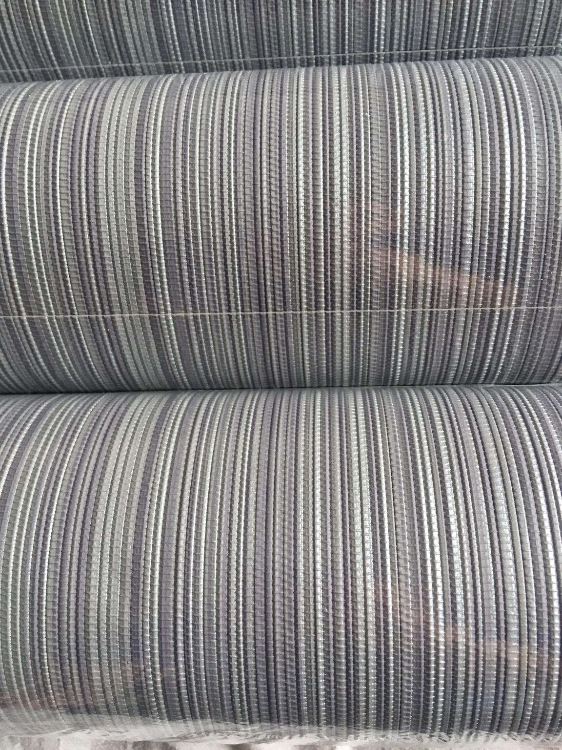 Boutique luxury heavyweight vinyl wallpaper in Doncaster for £50.00 for