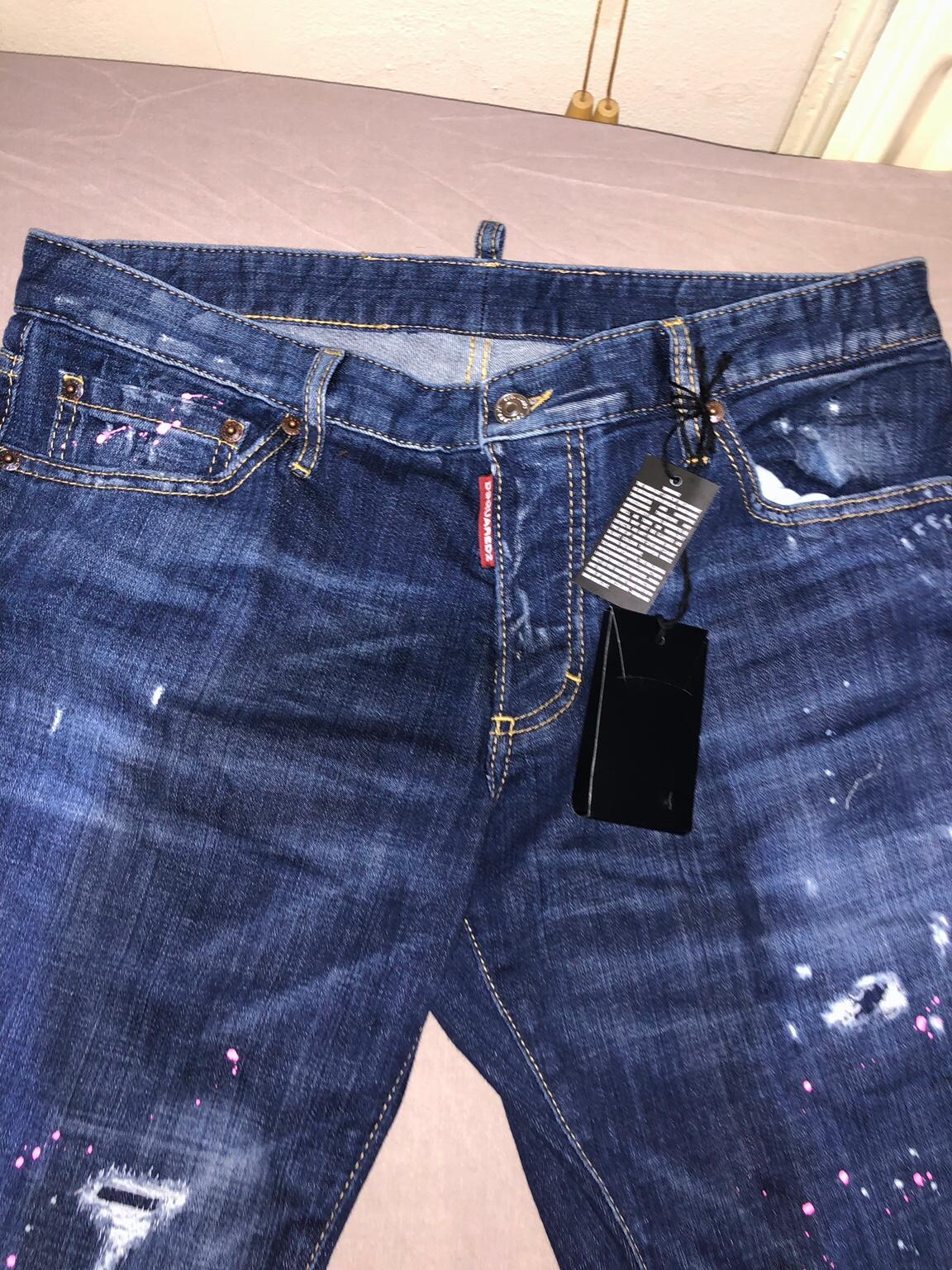 Dsquared Jeans, Pink paint splatter, 32 in NW1 Westminster für 295,00
