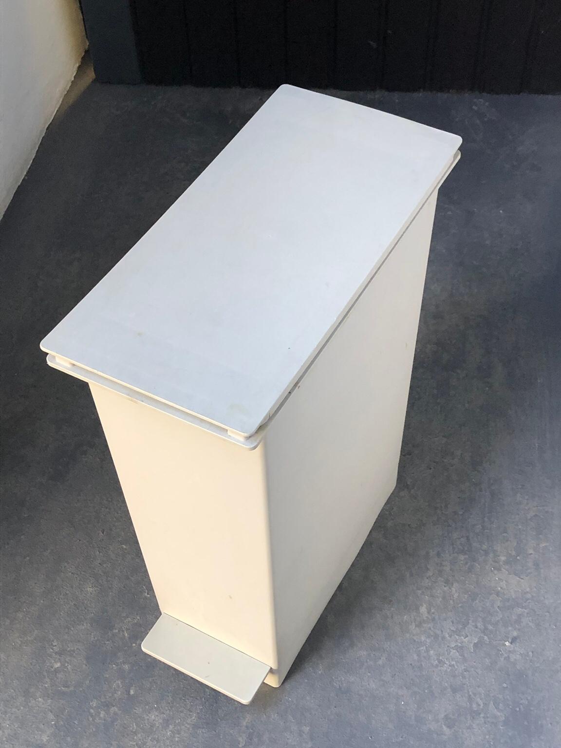 Muji PP Waste Bin 30L, 19 x 41 x 54 cm in WC1N Camden for £7.00 for